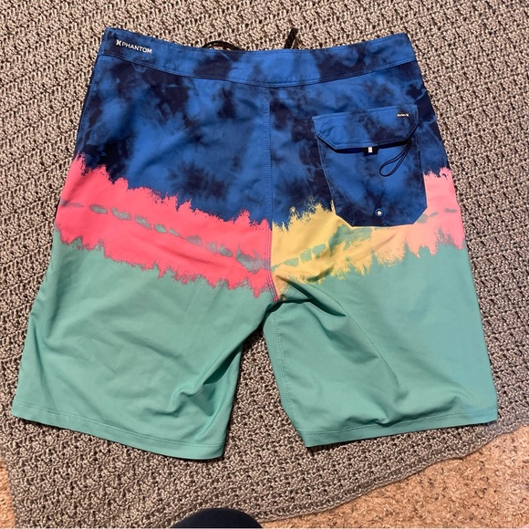 MEN’S HURLEY PHANTOM SWIM TRUNKS - Picture 4 of 6